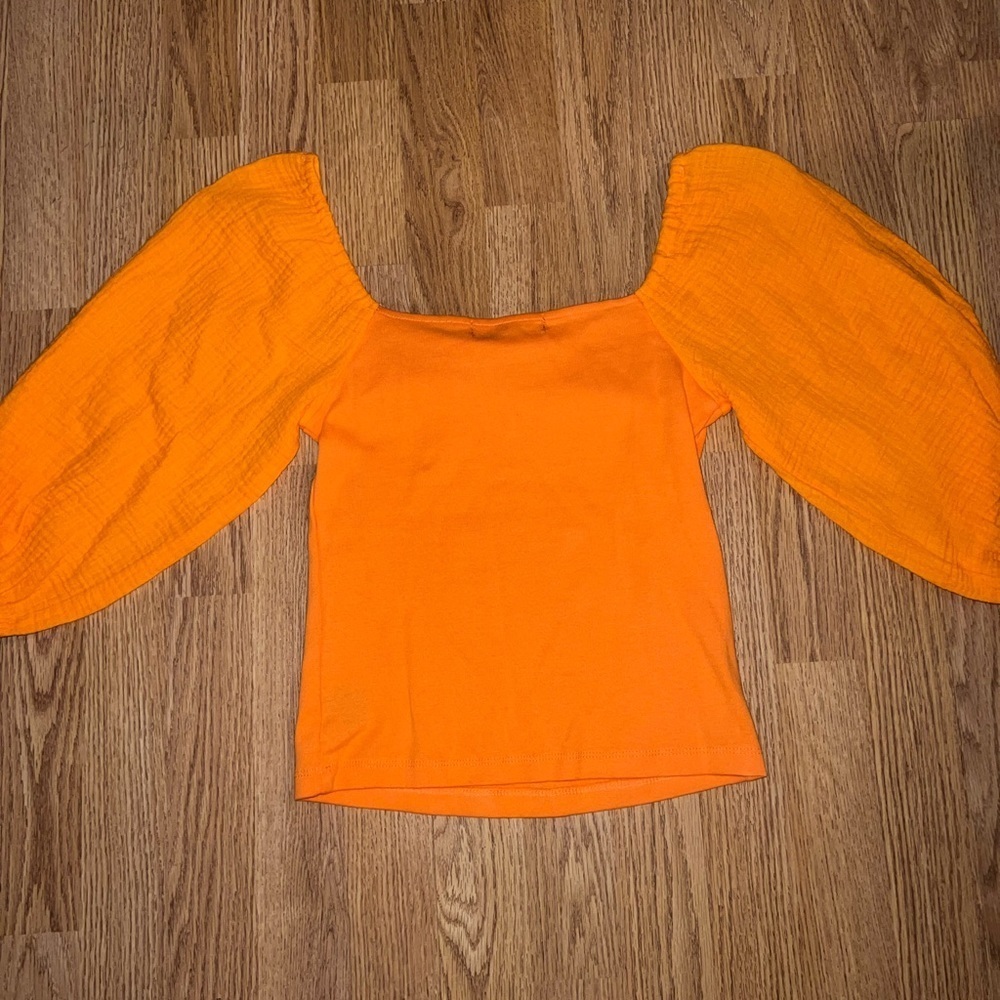 Orange Top - Picture 4 of 4